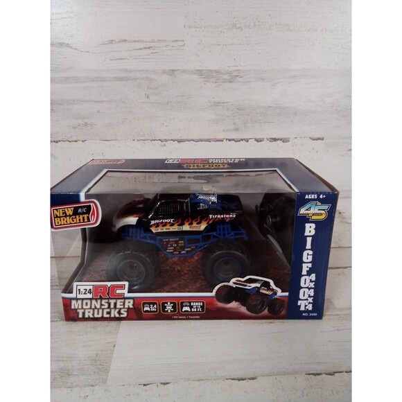 Bigfoot Radio Control 1:24th Scale 4x4x4 New In box - Picture 3 of 13